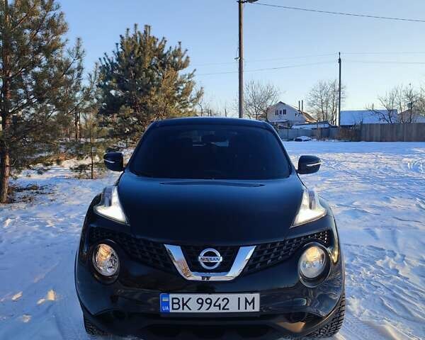 Черный Ниссан Жук, объемом двигателя 1.62 л и пробегом 120 тыс. км за 10500 $, фото 10 на Automoto.ua