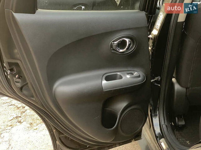 Черный Ниссан Жук, объемом двигателя 1.6 л и пробегом 100 тыс. км за 13390 $, фото 20 на Automoto.ua
