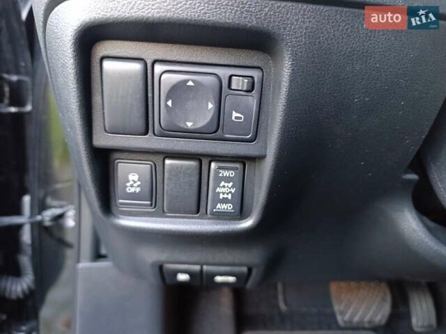 Черный Ниссан Жук, объемом двигателя 1.6 л и пробегом 105 тыс. км за 11200 $, фото 11 на Automoto.ua