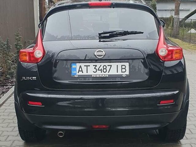 Черный Ниссан Жук, объемом двигателя 1.6 л и пробегом 108 тыс. км за 12500 $, фото 7 на Automoto.ua