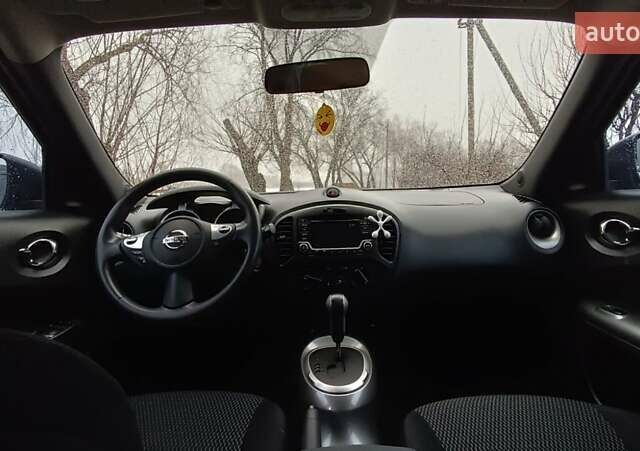 Черный Ниссан Жук, объемом двигателя 1.62 л и пробегом 120 тыс. км за 10500 $, фото 1 на Automoto.ua