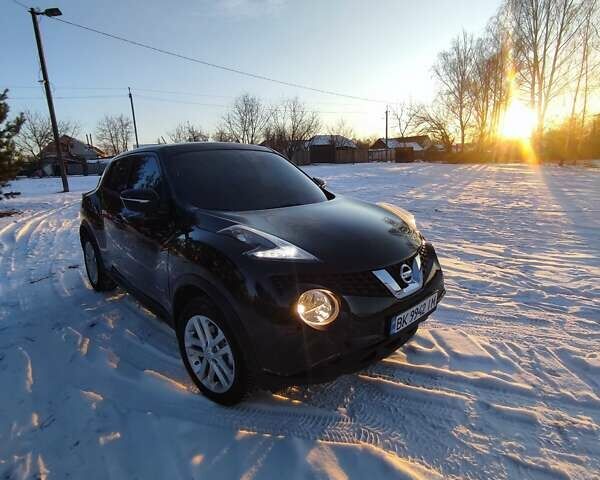 Черный Ниссан Жук, объемом двигателя 1.62 л и пробегом 120 тыс. км за 10500 $, фото 12 на Automoto.ua