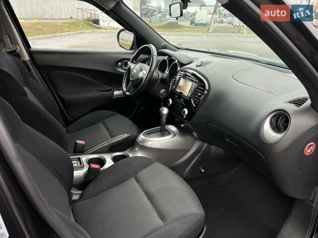 Черный Ниссан Жук, объемом двигателя 1.6 л и пробегом 172 тыс. км за 11300 $, фото 21 на Automoto.ua