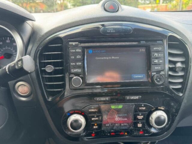 Черный Ниссан Жук, объемом двигателя 1.6 л и пробегом 73 тыс. км за 6500 $, фото 8 на Automoto.ua