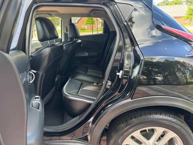 Черный Ниссан Жук, объемом двигателя 1.6 л и пробегом 80 тыс. км за 5400 $, фото 9 на Automoto.ua