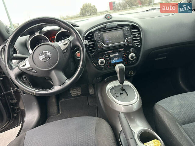 Черный Ниссан Жук, объемом двигателя 1.6 л и пробегом 150 тыс. км за 8300 $, фото 21 на Automoto.ua