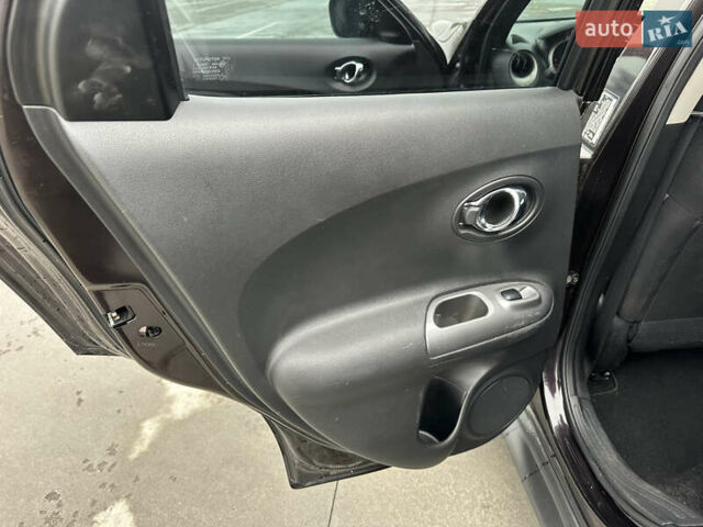Черный Ниссан Жук, объемом двигателя 1.6 л и пробегом 150 тыс. км за 8300 $, фото 22 на Automoto.ua