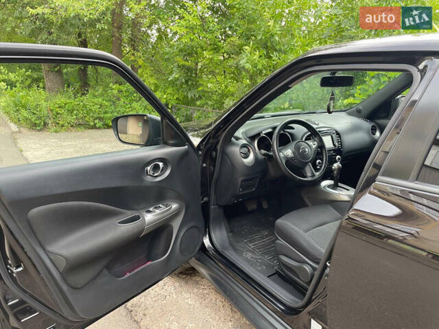 Черный Ниссан Жук, объемом двигателя 1.6 л и пробегом 110 тыс. км за 13700 $, фото 26 на Automoto.ua