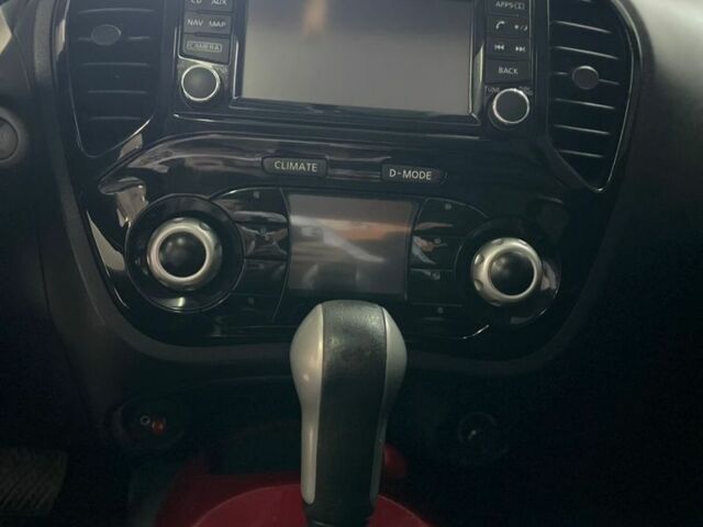 Чорний Ніссан Жук, об'ємом двигуна 1.6 л та пробігом 120 тис. км за 12500 $, фото 2 на Automoto.ua