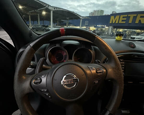 Черный Ниссан Жук, объемом двигателя 1.6 л и пробегом 135 тыс. км за 12300 $, фото 8 на Automoto.ua