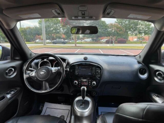 Черный Ниссан Жук, объемом двигателя 1.6 л и пробегом 73 тыс. км за 6500 $, фото 5 на Automoto.ua