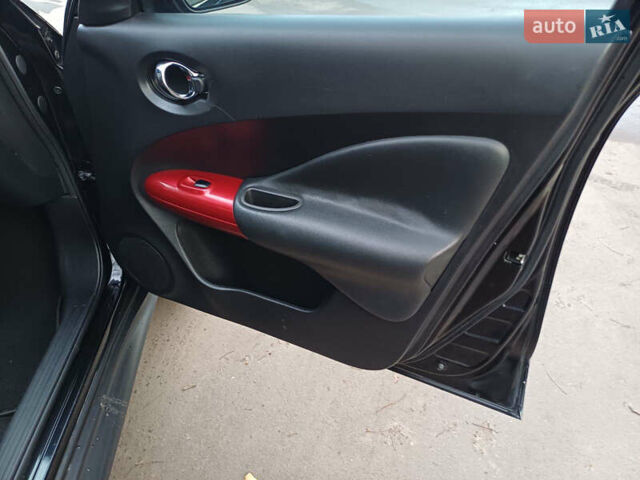 Черный Ниссан Жук, объемом двигателя 1.6 л и пробегом 111 тыс. км за 12500 $, фото 20 на Automoto.ua