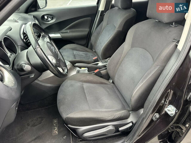 Черный Ниссан Жук, объемом двигателя 1.6 л и пробегом 150 тыс. км за 8300 $, фото 18 на Automoto.ua