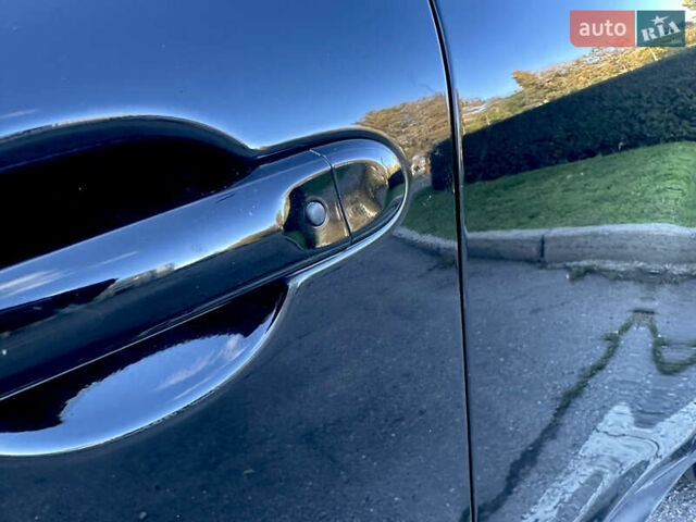 Черный Ниссан Жук, объемом двигателя 1.6 л и пробегом 111 тыс. км за 12500 $, фото 12 на Automoto.ua