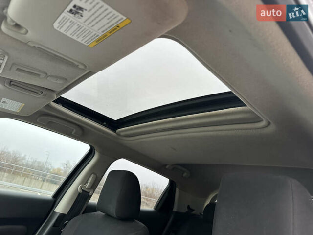 Черный Ниссан Жук, объемом двигателя 1.6 л и пробегом 150 тыс. км за 8300 $, фото 24 на Automoto.ua