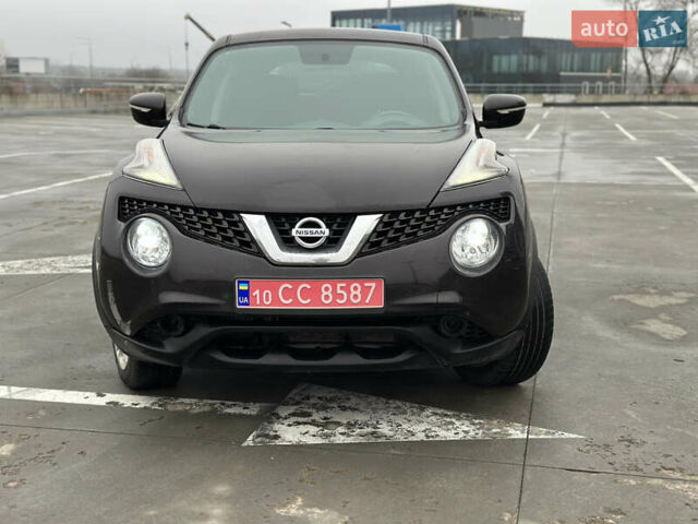 Черный Ниссан Жук, объемом двигателя 1.6 л и пробегом 150 тыс. км за 8300 $, фото 9 на Automoto.ua