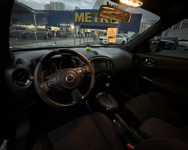 Черный Ниссан Жук, объемом двигателя 1.6 л и пробегом 135 тыс. км за 12300 $, фото 9 на Automoto.ua