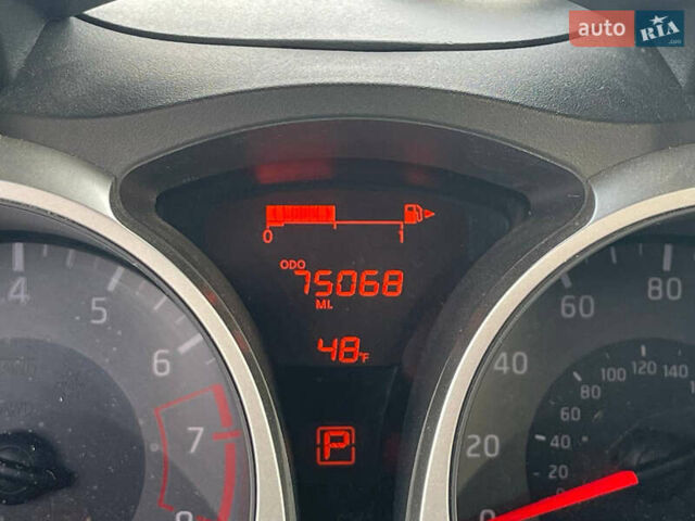 Черный Ниссан Жук, объемом двигателя 1.6 л и пробегом 120 тыс. км за 10900 $, фото 16 на Automoto.ua