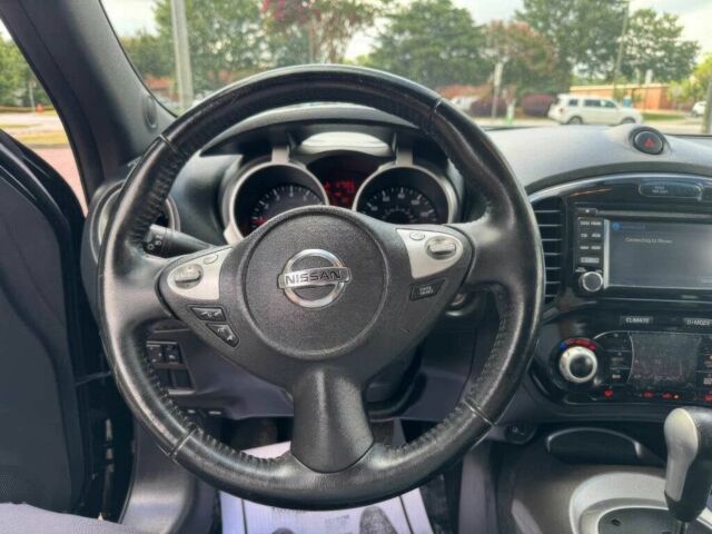 Черный Ниссан Жук, объемом двигателя 1.6 л и пробегом 73 тыс. км за 6500 $, фото 6 на Automoto.ua