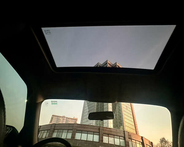 Черный Ниссан Жук, объемом двигателя 1.6 л и пробегом 111 тыс. км за 12800 $, фото 15 на Automoto.ua