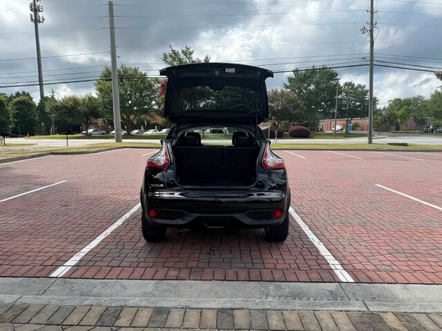 Черный Ниссан Жук, объемом двигателя 1.6 л и пробегом 80 тыс. км за 5400 $, фото 10 на Automoto.ua