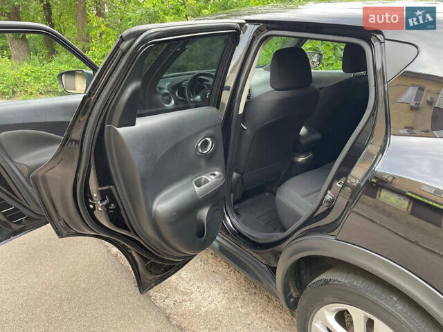 Черный Ниссан Жук, объемом двигателя 1.6 л и пробегом 110 тыс. км за 13700 $, фото 23 на Automoto.ua