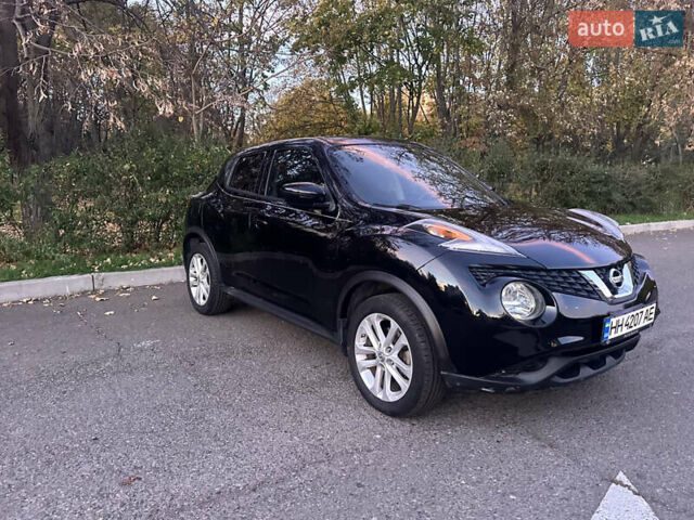 Черный Ниссан Жук, объемом двигателя 1.6 л и пробегом 111 тыс. км за 12800 $, фото 2 на Automoto.ua