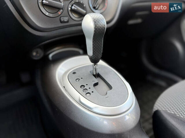 Ниссан Жук 2015 в Днепре (Днепропетровске) на Automoto.ua Черный Ниссан Жук, объемом двигателя 1.6 л и пробегом 61 тыс. км за 12200 $, фото 11 на Automoto.ua