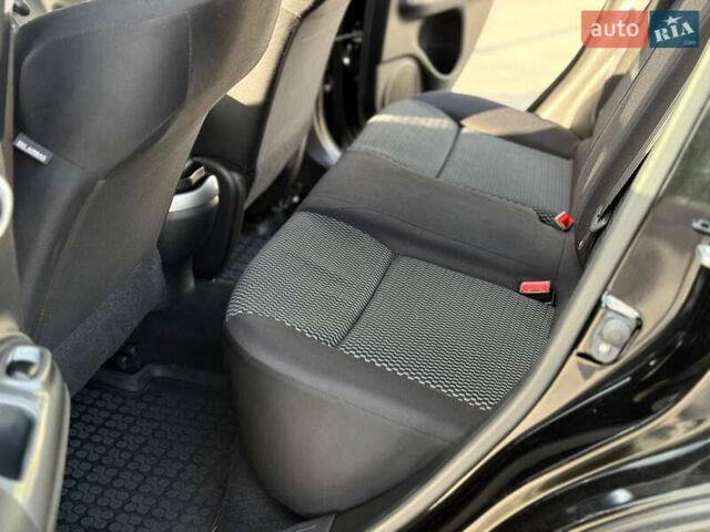 Ниссан Жук 2015 в Днепре (Днепропетровске) на Automoto.ua Черный Ниссан Жук, объемом двигателя 1.6 л и пробегом 61 тыс. км за 12200 $, фото 7 на Automoto.ua