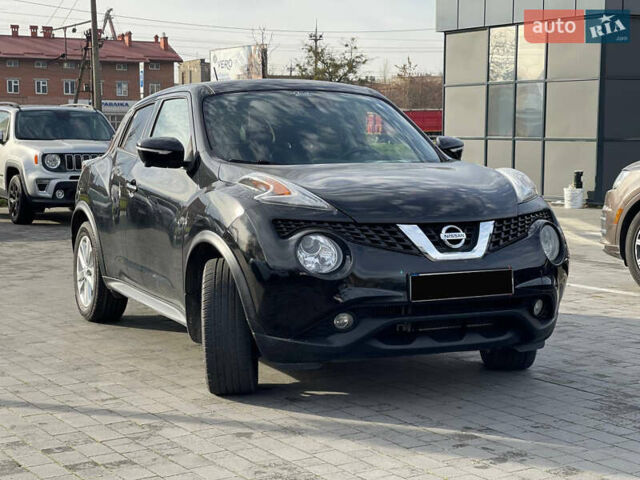 Черный Ниссан Жук, объемом двигателя 1.6 л и пробегом 120 тыс. км за 10900 $, фото 2 на Automoto.ua