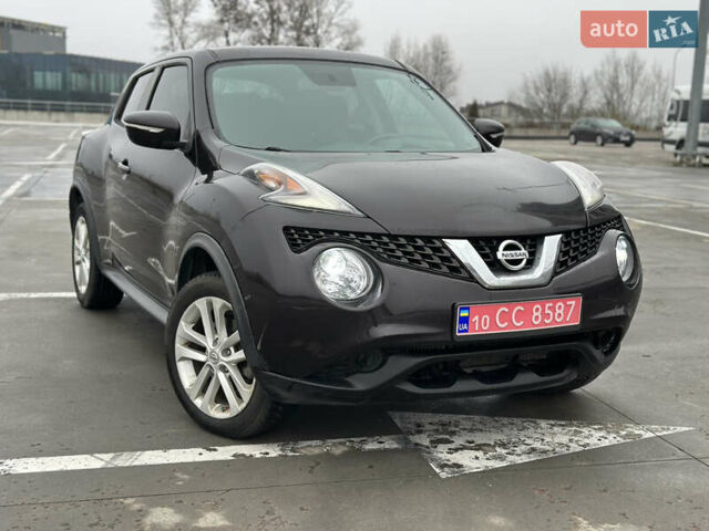 Черный Ниссан Жук, объемом двигателя 1.6 л и пробегом 150 тыс. км за 8300 $, фото 10 на Automoto.ua