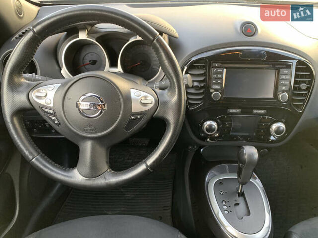 Чорний Ніссан Жук, об'ємом двигуна 1.62 л та пробігом 157 тис. км за 12550 $, фото 17 на Automoto.ua