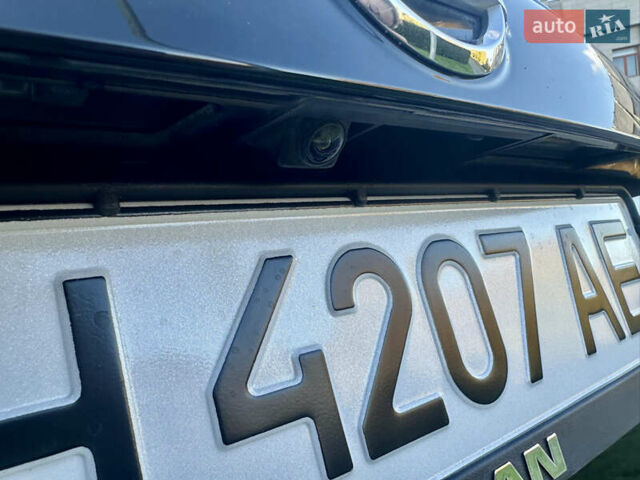 Черный Ниссан Жук, объемом двигателя 1.6 л и пробегом 111 тыс. км за 12500 $, фото 6 на Automoto.ua