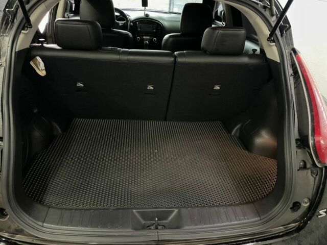 Чорний Ніссан Жук, об'ємом двигуна 1.6 л та пробігом 120 тис. км за 12500 $, фото 1 на Automoto.ua