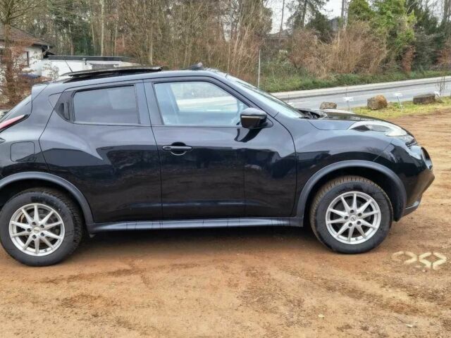 Черный Ниссан Жук, объемом двигателя 1.6 л и пробегом 76 тыс. км за 8000 $, фото 6 на Automoto.ua