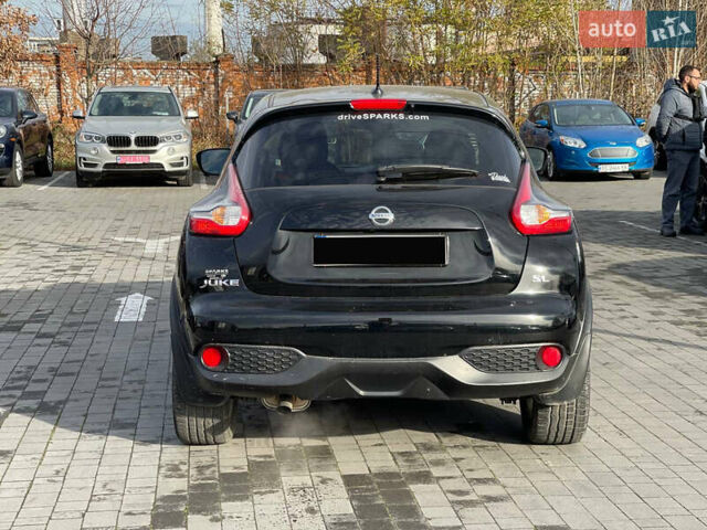 Черный Ниссан Жук, объемом двигателя 1.6 л и пробегом 120 тыс. км за 10900 $, фото 6 на Automoto.ua