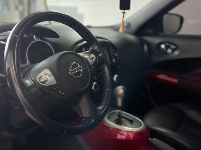 Чорний Ніссан Жук, об'ємом двигуна 1.6 л та пробігом 120 тис. км за 12500 $, фото 6 на Automoto.ua