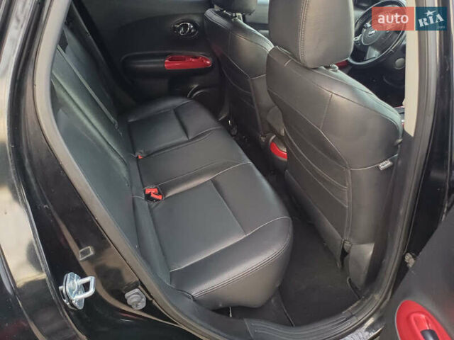 Черный Ниссан Жук, объемом двигателя 1.6 л и пробегом 111 тыс. км за 12500 $, фото 21 на Automoto.ua