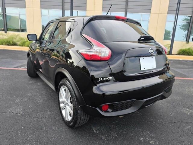 Ниссан Жук 2016 в Черновцах на Automoto.ua Черный Ниссан Жук, объемом двигателя 1.6 л и пробегом 70 тыс. км за 4900 $, фото 3 на Automoto.ua