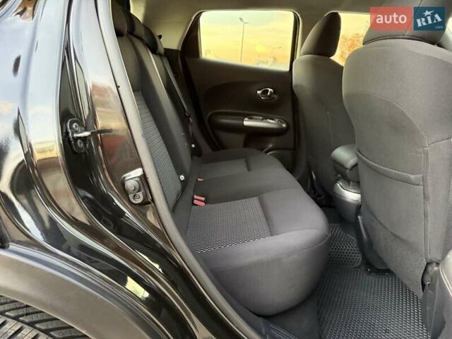 Чорний Ніссан Жук, об'ємом двигуна 1.6 л та пробігом 48 тис. км за 12999 $, фото 52 на Automoto.ua