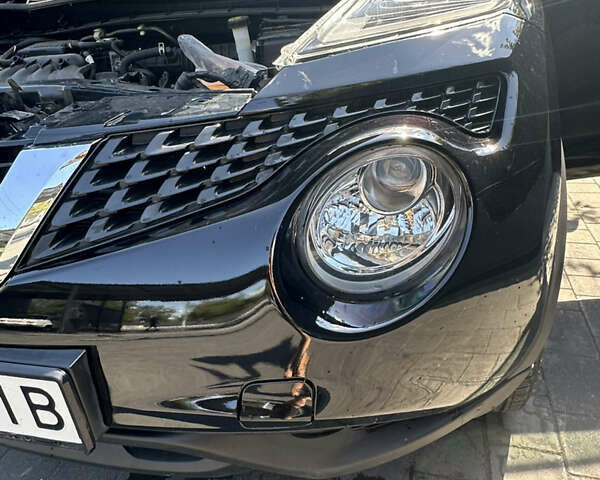 Черный Ниссан Жук, объемом двигателя 1.6 л и пробегом 57 тыс. км за 12900 $, фото 24 на Automoto.ua