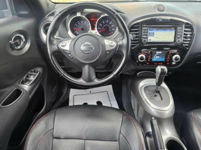 Черный Ниссан Жук, объемом двигателя 1.6 л и пробегом 75 тыс. км за 3900 $, фото 8 на Automoto.ua