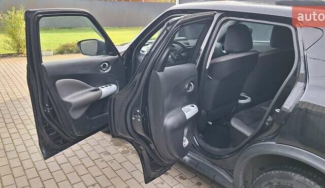 Чорний Ніссан Жук, об'ємом двигуна 1.62 л та пробігом 50 тис. км за 12700 $, фото 9 на Automoto.ua