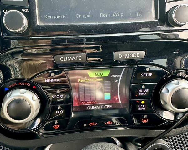 Черный Ниссан Жук, объемом двигателя 1.6 л и пробегом 80 тыс. км за 12200 $, фото 9 на Automoto.ua