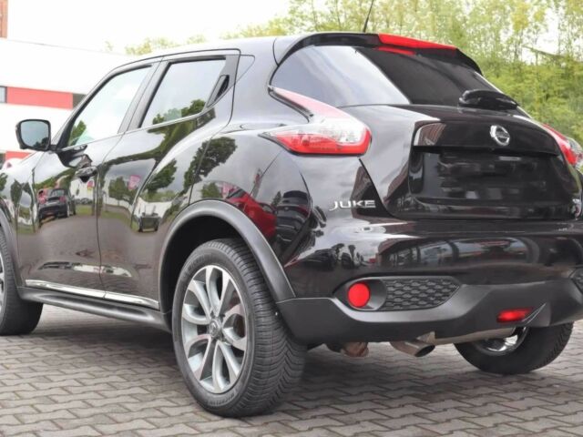 Черный Ниссан Жук, объемом двигателя 1.6 л и пробегом 71 тыс. км за 8000 $, фото 2 на Automoto.ua