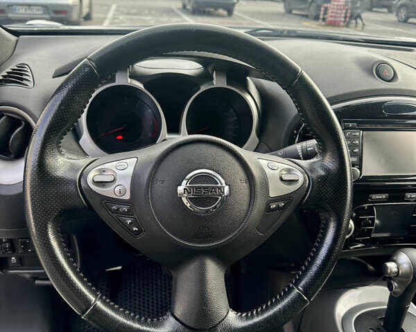 Черный Ниссан Жук, объемом двигателя 1.6 л и пробегом 80 тыс. км за 12200 $, фото 11 на Automoto.ua