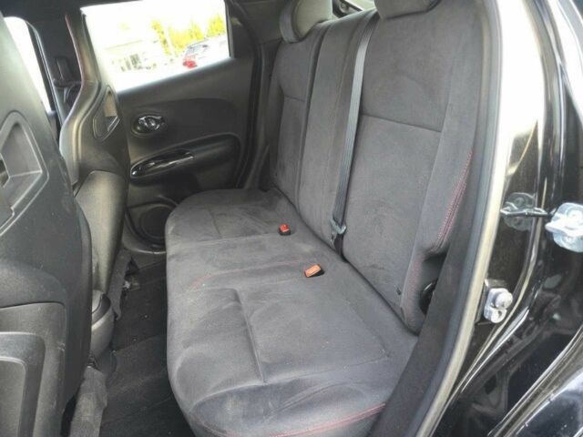 Черный Ниссан Жук, объемом двигателя 1.6 л и пробегом 80 тыс. км за 9000 $, фото 10 на Automoto.ua