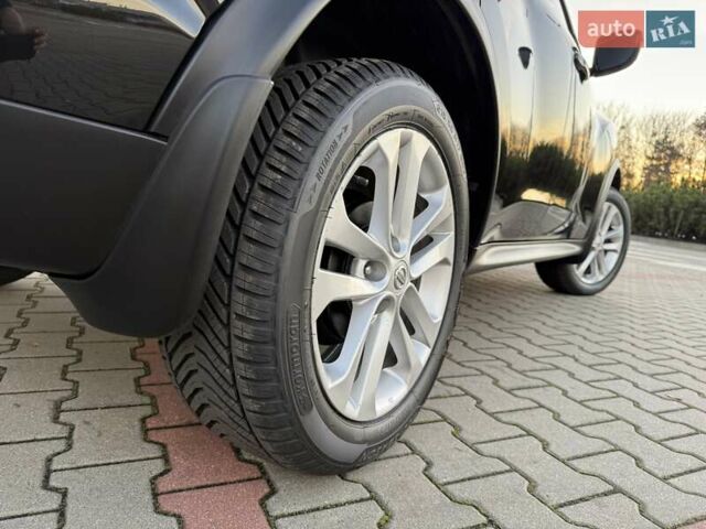 Чорний Ніссан Жук, об'ємом двигуна 1.6 л та пробігом 48 тис. км за 12999 $, фото 20 на Automoto.ua