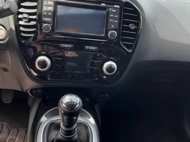 Черный Ниссан Жук, объемом двигателя 1.2 л и пробегом 57 тыс. км за 7200 $, фото 6 на Automoto.ua