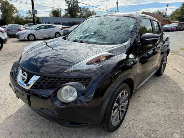 Чорний Ніссан Жук, об'ємом двигуна 1.6 л та пробігом 50 тис. км за 7000 $, фото 2 на Automoto.ua